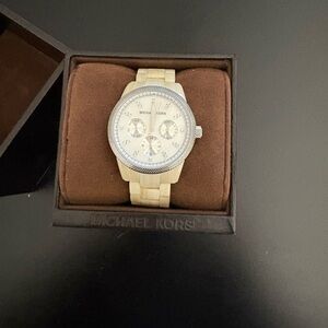 Michael Kors Cream and Silver Men's Watch